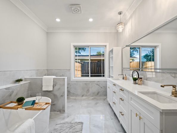 1831 Tattenhall Drive, Houston TX 77008