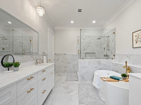 1831 Tattenhall Drive, Houston TX 77008