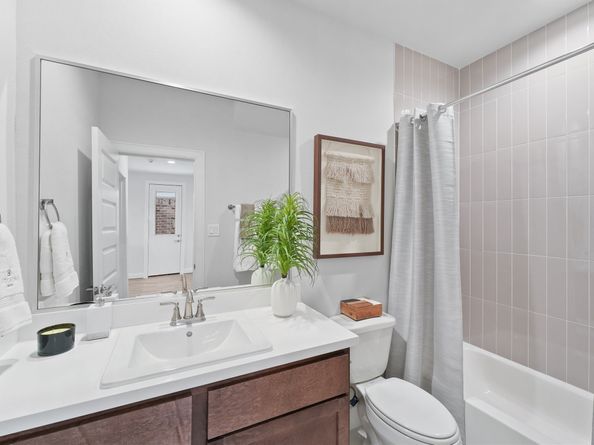 9221 Washington Heights Street, Houston TX 77063