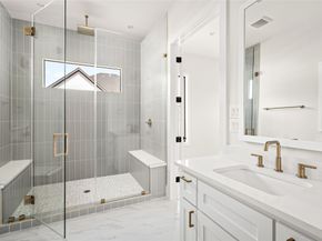 1526 Wakefield Drive, Houston TX 77018