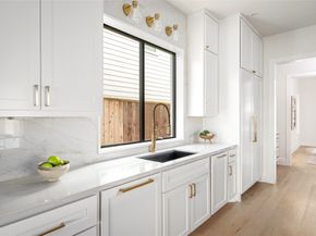 1526 Wakefield Drive, Houston TX 77018