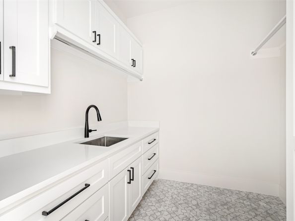 1526 Wakefield Drive, Houston TX 77018