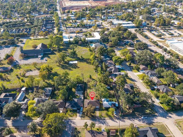 4801 Sanborn Drive, Houston TX 77092