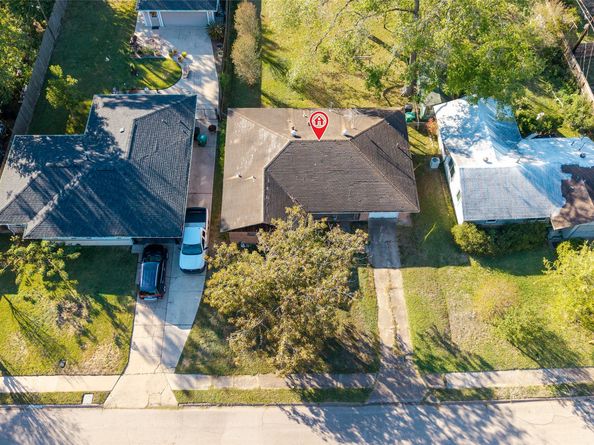 4801 Sanborn Drive, Houston TX 77092