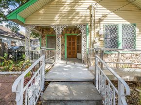 7135 Avenue E, Houston TX 77011