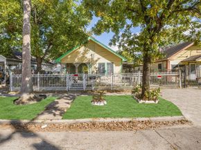 7135 Avenue E, Houston TX 77011