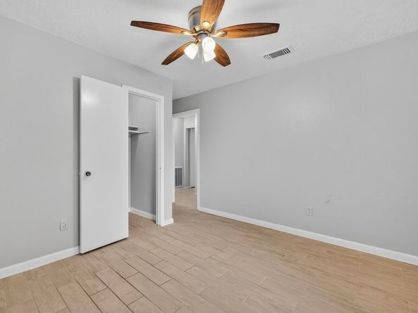 10414 Gulfstream Lane, Sugar Land TX 77498