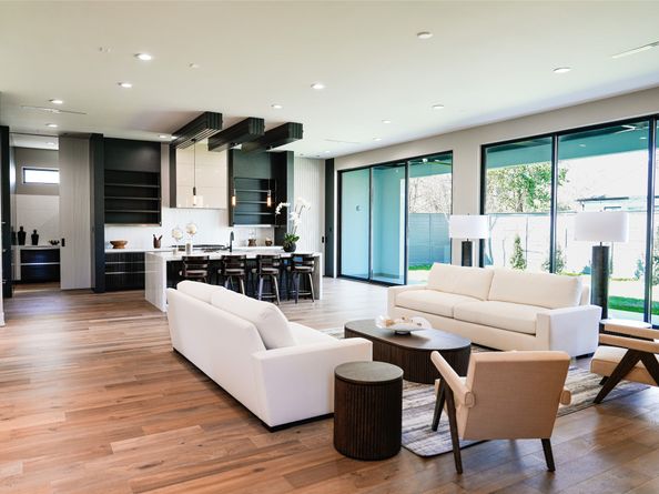 6606 Sivley Street, Houston TX 77055