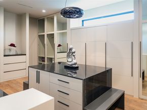 6606 Sivley Street, Houston TX 77055