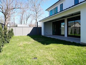 6606 Sivley Street, Houston TX 77055