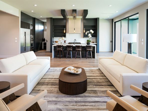 6606 Sivley Street, Houston TX 77055