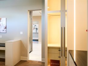 6606 Sivley Street, Houston TX 77055