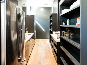 6606 Sivley Street, Houston TX 77055