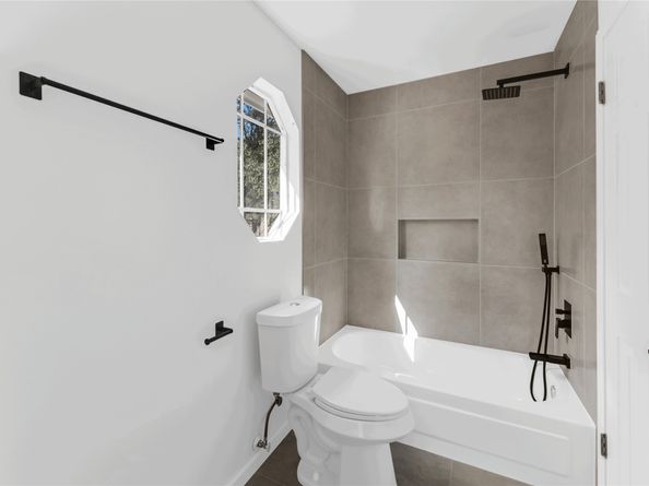 3 Outervale Place, The Woodlands TX 77381