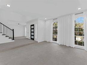 3 Outervale Place, The Woodlands TX 77381