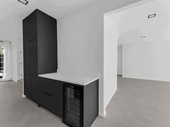 3 Outervale Place, The Woodlands TX 77381