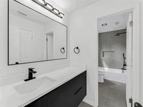 3 Outervale Place, The Woodlands TX 77381