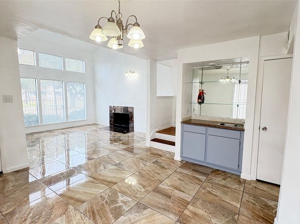 6633 W Airport Boulevard 101, Houston TX 77035