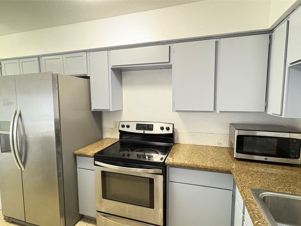 6633 W Airport Boulevard 101, Houston TX 77035