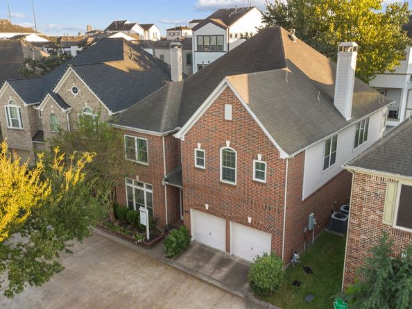 911 Vaulted Oak Street, Houston TX 77008