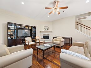 911 Vaulted Oak Street, Houston TX 77008