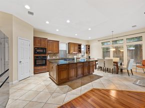 911 Vaulted Oak Street, Houston TX 77008