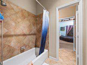 911 Vaulted Oak Street, Houston TX 77008