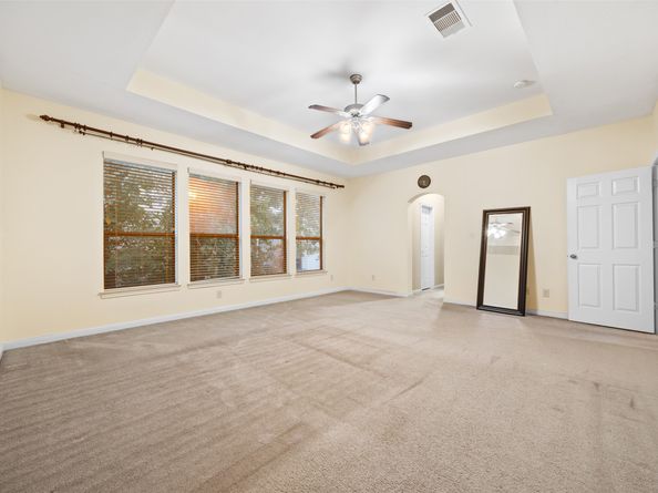 911 Vaulted Oak Street, Houston TX 77008