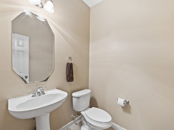 911 Vaulted Oak Street, Houston TX 77008