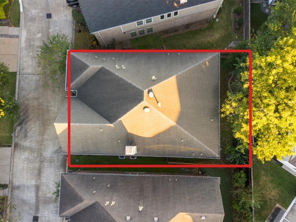 911 Vaulted Oak Street, Houston TX 77008