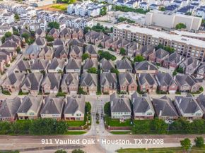 911 Vaulted Oak Street, Houston TX 77008
