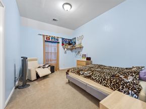 911 Vaulted Oak Street, Houston TX 77008