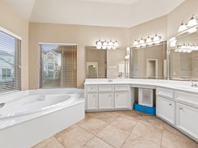 911 Vaulted Oak Street, Houston TX 77008