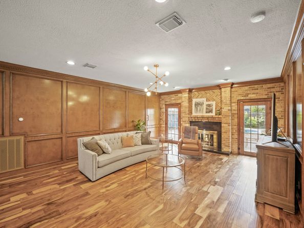 14911 Sandalfoot Street, Houston TX 77095
