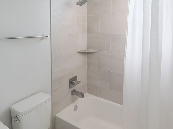 5823 Fairdale Lane B, Houston TX 77057