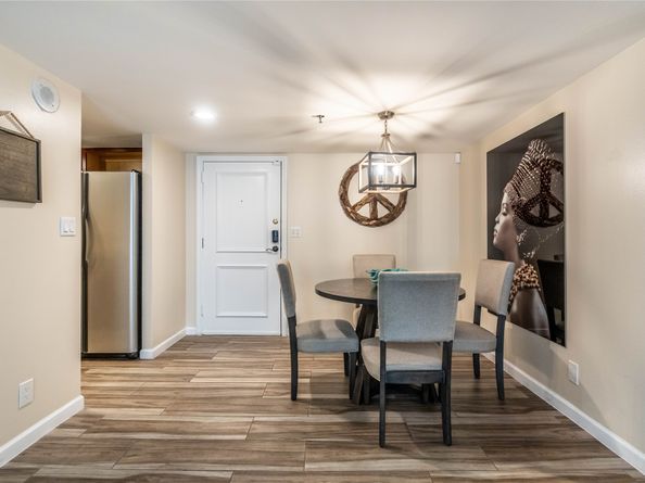 3525 Sage Road 913, Houston TX 77056