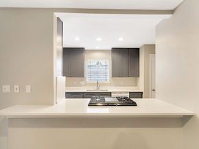 17 W Broken Oak, The Woodlands TX 77381