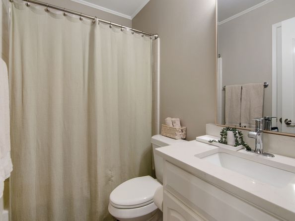 17 W Broken Oak, The Woodlands TX 77381