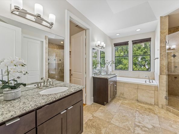 5224 Darling Street B, Houston TX 77007