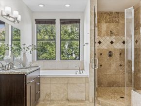 5224 Darling Street B, Houston TX 77007