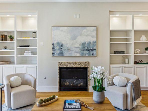 5224 Darling Street B, Houston TX 77007