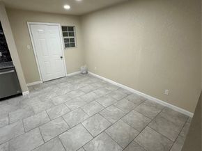 11929 Beechnut St, Houston TX 77072