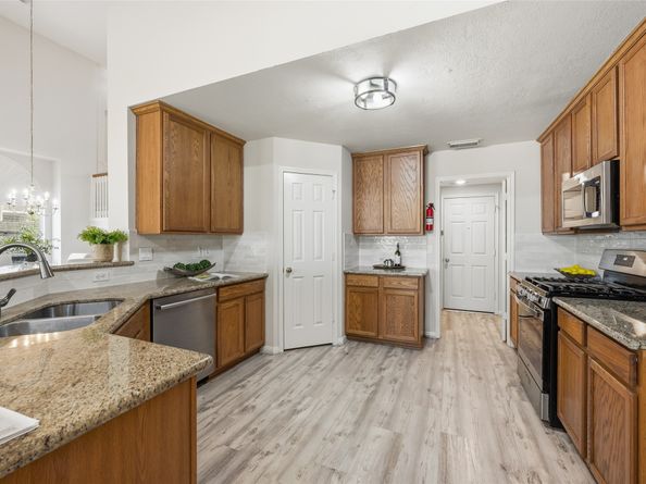 12006 Canyon Star Lane, Tomball TX 77377