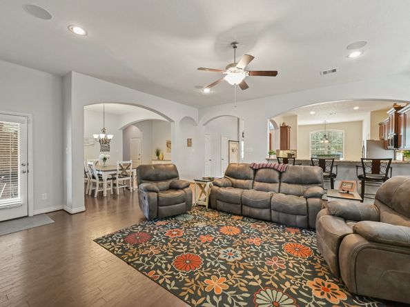 30723 Academy Trace Drive, Spring TX 77386