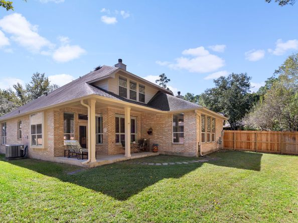 162 E Northcastle Circle, The Woodlands TX 77384