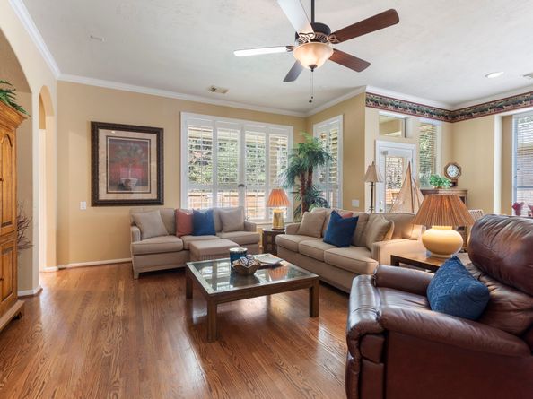 162 E Northcastle Circle, The Woodlands TX 77384