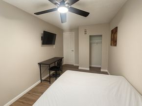 5400 Lotus Street, Houston TX 77085