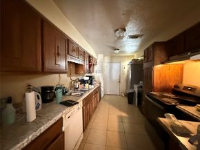 7943 W Airport Boulevard, Houston TX 77071