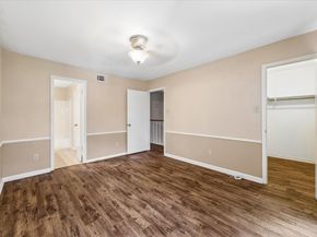 12550 Piping Rock Drive 10, Houston TX 77077