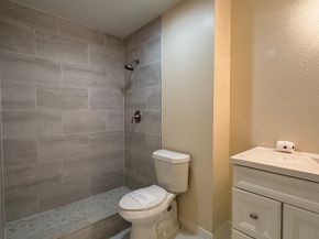 8207 Misty Ridge Lane, Houston TX 77071